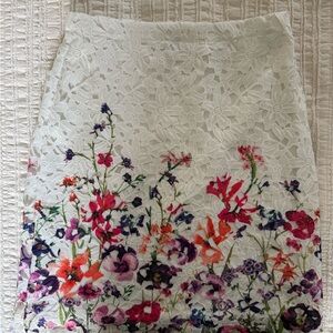 verty White Lace Pencil Skirt with Multicolor Floral Border